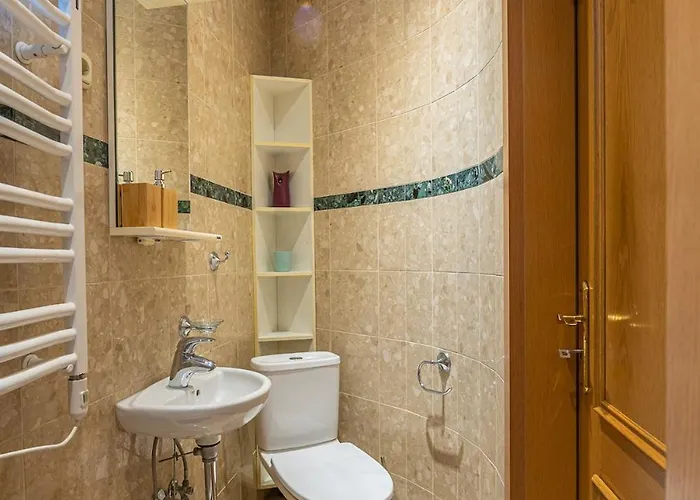 Διαμέρισμα Hunyadi - Elegant Quiet Flat In Buda Castle With Parking Βουδαπέστη
