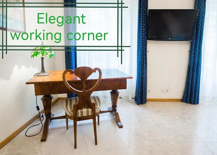 Διαμέρισμα Hunyadi - Elegant Quiet Flat In Buda Castle With Parking