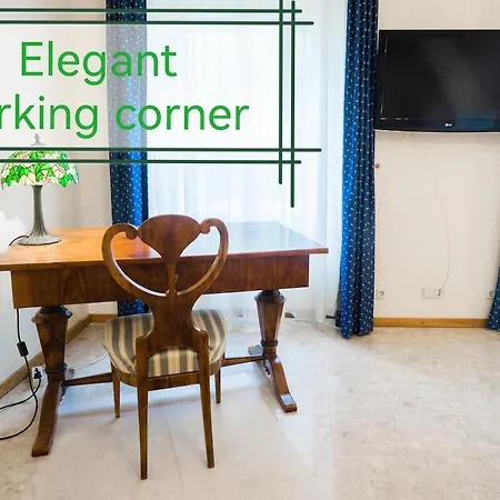 Lägenhet Hunyadi - Elegant Quiet Flat In Buda Castle With Parking